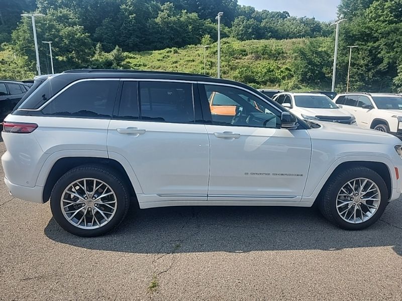 Used 2025 Jeep Grand Cherokee SUV