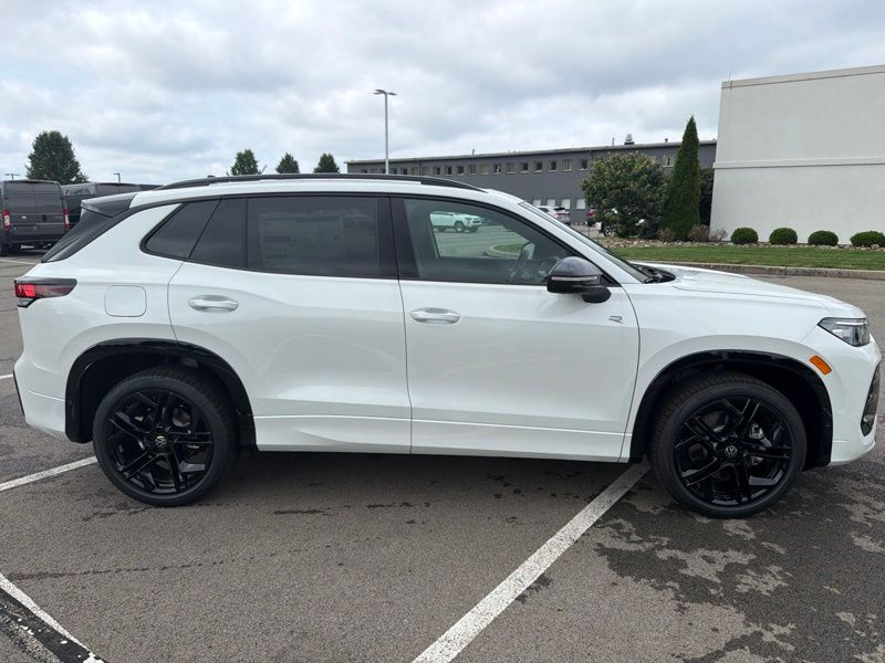 New 2026 Volkswagen Tiguan SUV