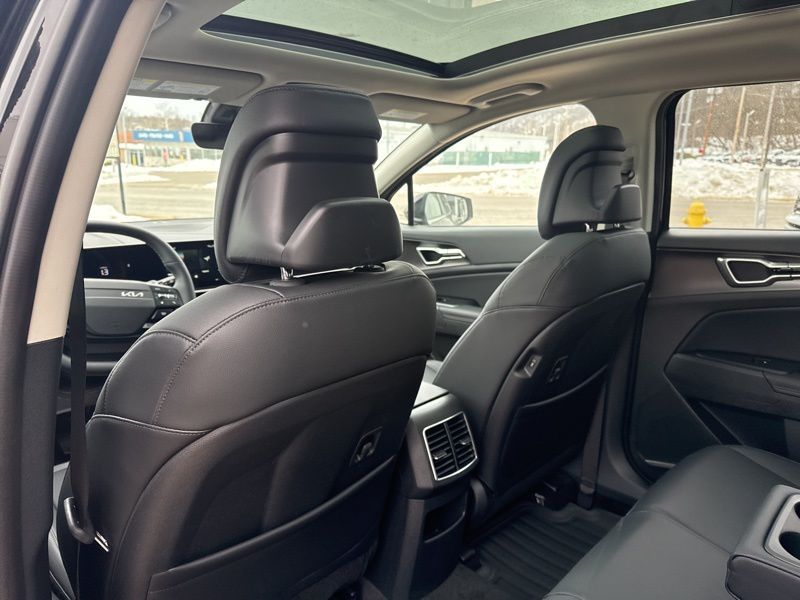 New 2026 Kia Sportage Hybrid SUV
