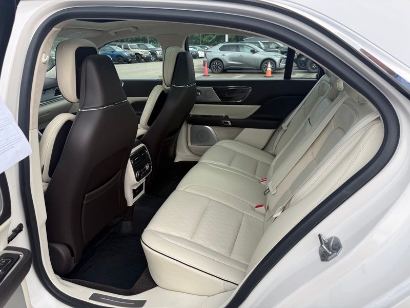Used 2017 Lincoln Continental Sedan