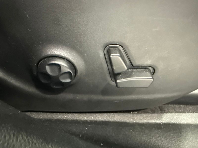 Used 2019 Jeep Cherokee SUV