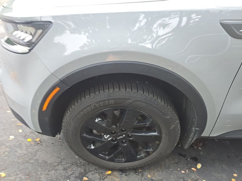 Used 2023 Kia Sorento SUV