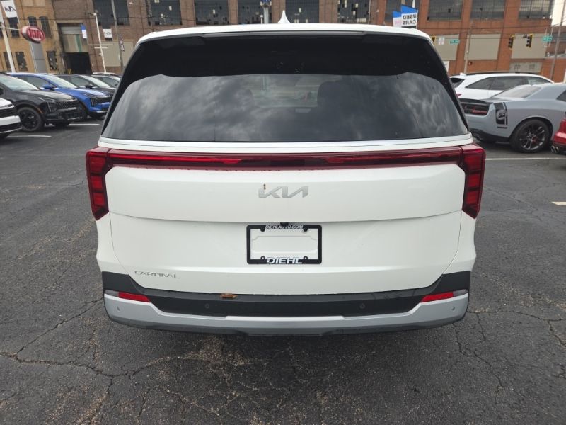 New 2027 Kia Carnival MPV Van