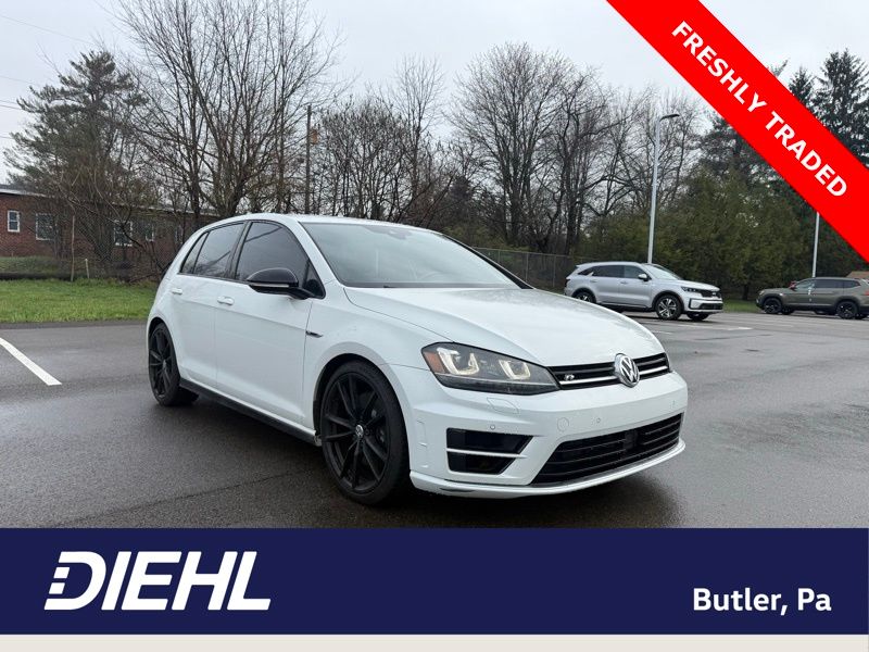Oryx White Pearl Metallic 2017 Volkswagen Golf R 4-Door AWD with DCC and Navigation Hatchback All-Wheel Drive 6-Speed Dual Clutch