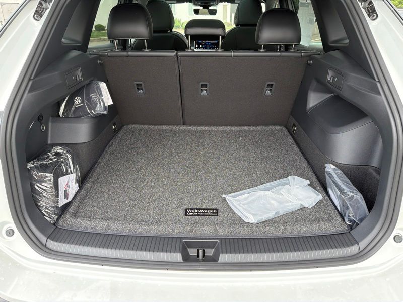New 2026 Volkswagen Tiguan SUV