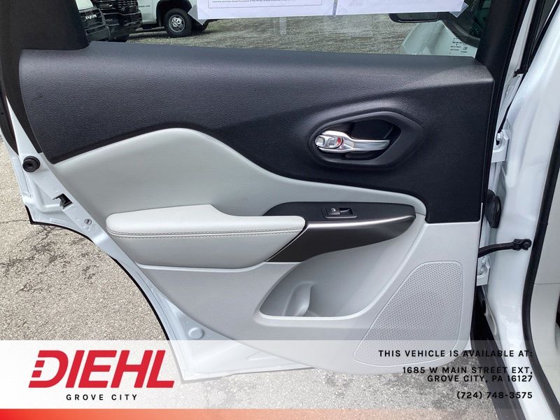 Used 2022 Jeep Cherokee SUV