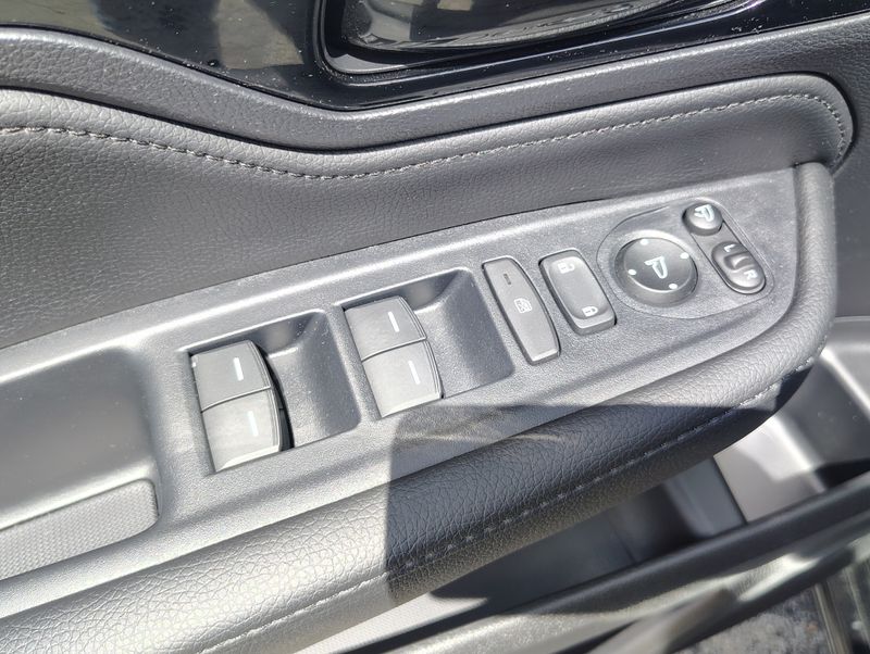 Used 2025 Honda Odyssey Van