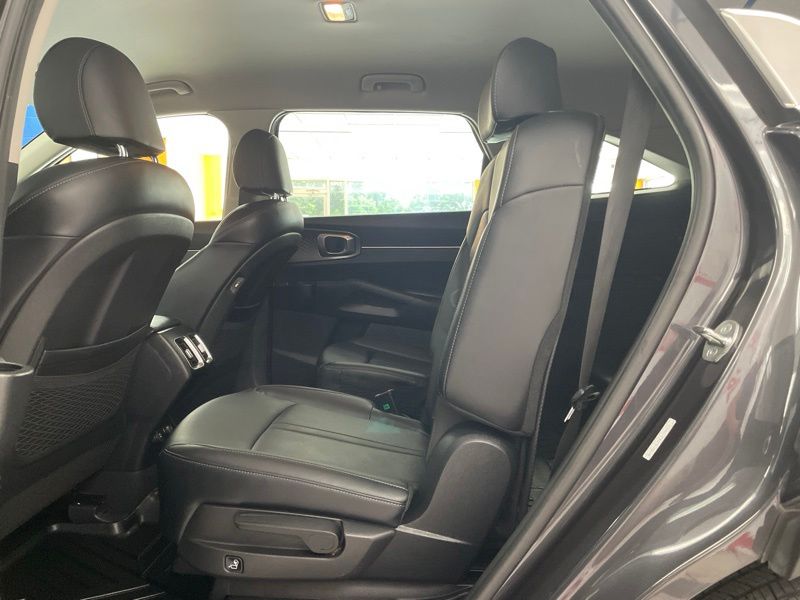 Used 2023 Kia Sorento Hybrid SUV