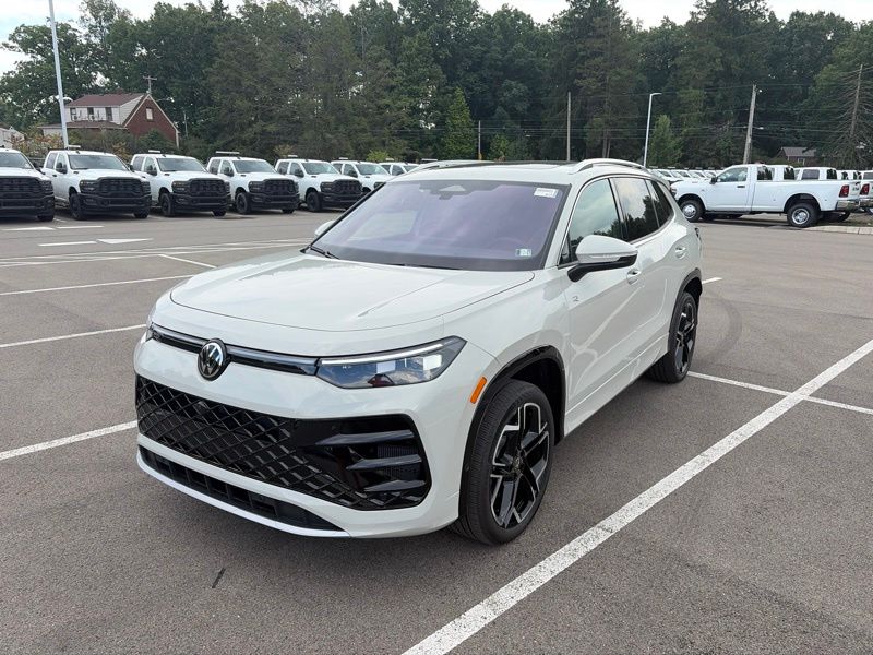 New 2026 Volkswagen Tiguan SUV