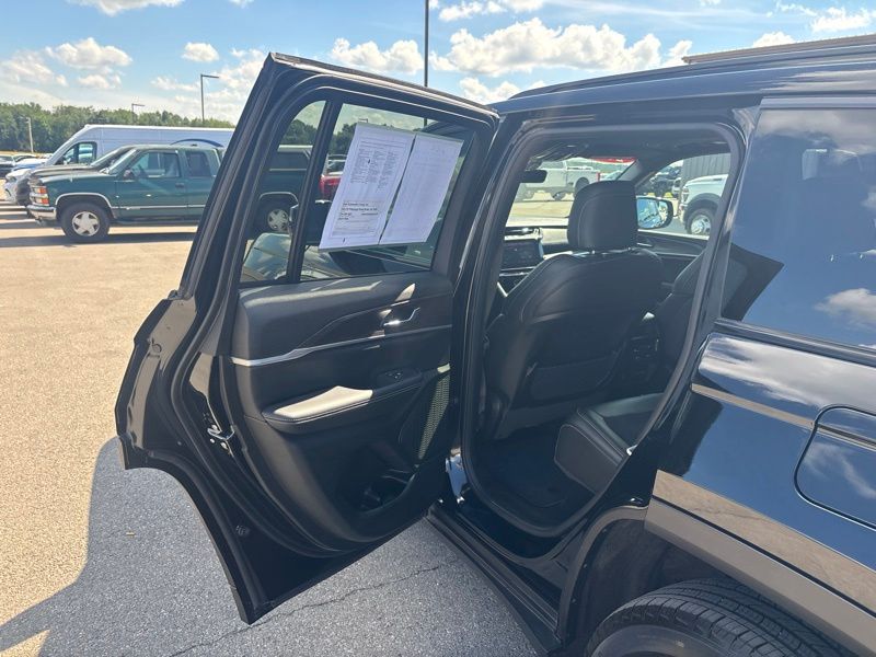 Used 2026 Jeep Grand Cherokee SUV
