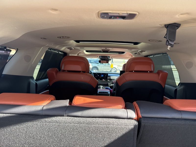 2026 Kia Carnival SX Prestige - Photo 12