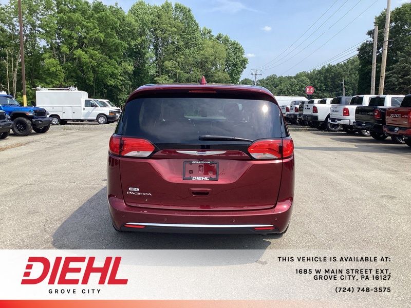 Used 2019 Chrysler Pacifica Van