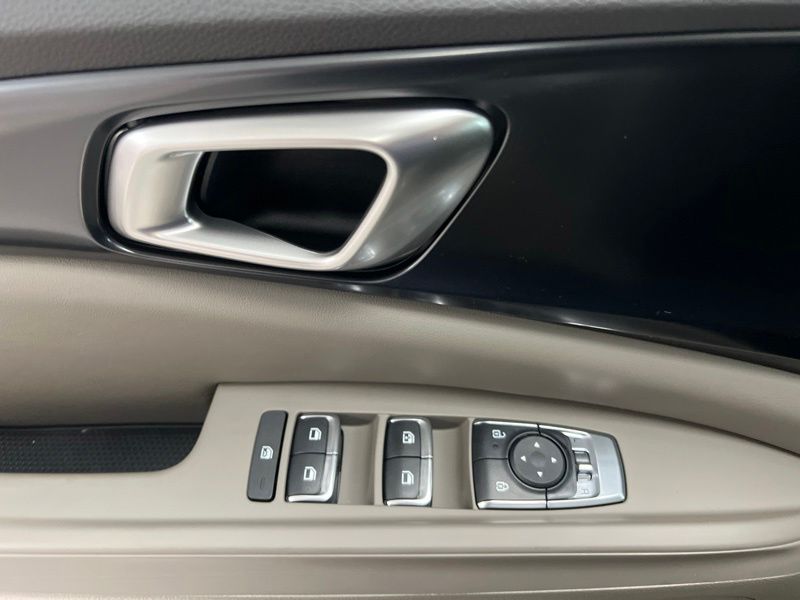 New 2027 Kia Carnival MPV Hybrid Van