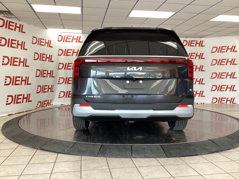 New 2026 Kia Carnival MPV Van