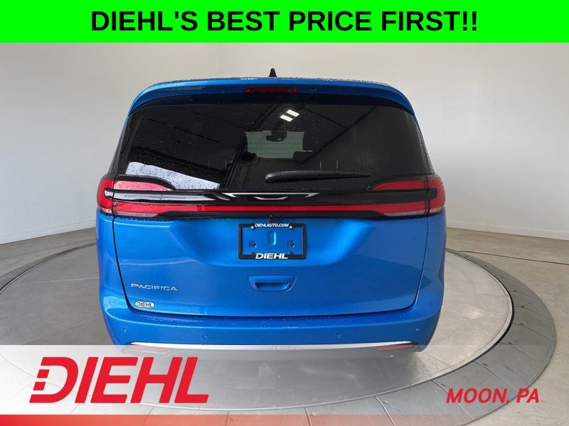 New 2027 Chrysler Pacifica Van