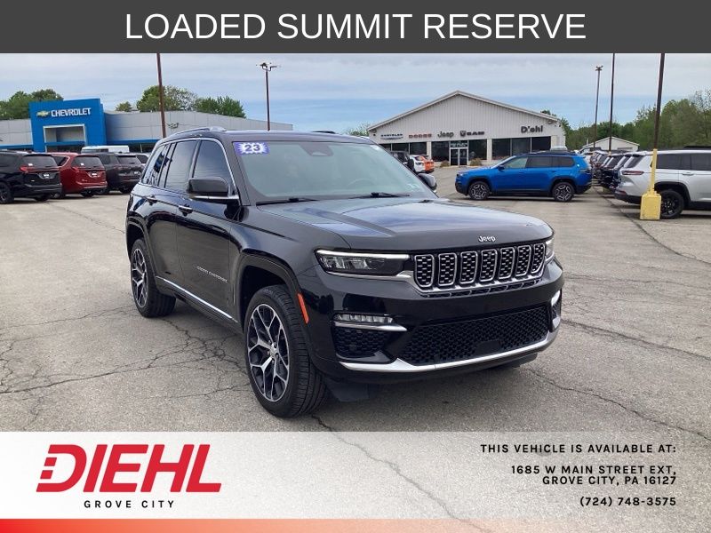 Diamond Black Crystal Pearlcoat 2023 Jeep Grand Cherokee SUV / Crossover Four-Wheel Drive 8-Speed Automatic