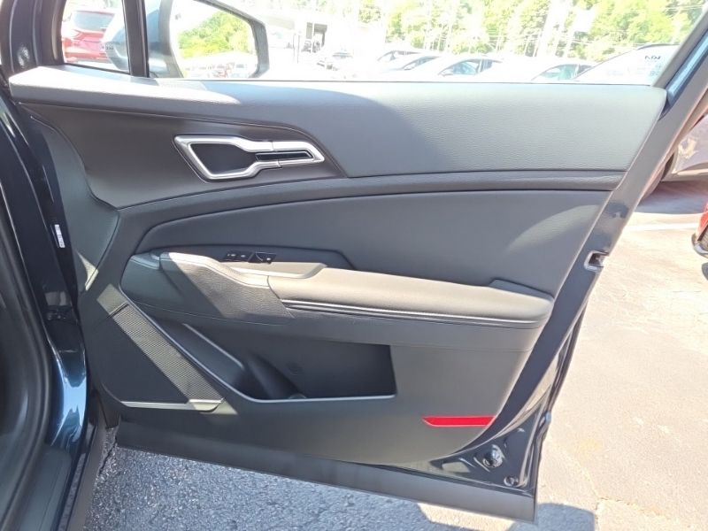 New 2027 Kia Sportage Hybrid SUV