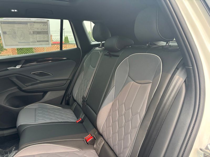 New 2026 Volkswagen Tiguan SUV