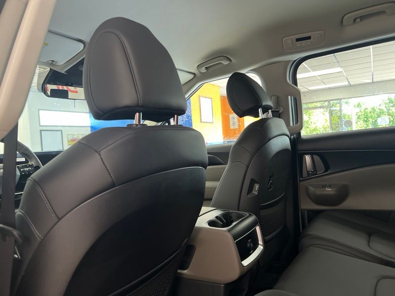 New 2027 Kia Carnival MPV Van