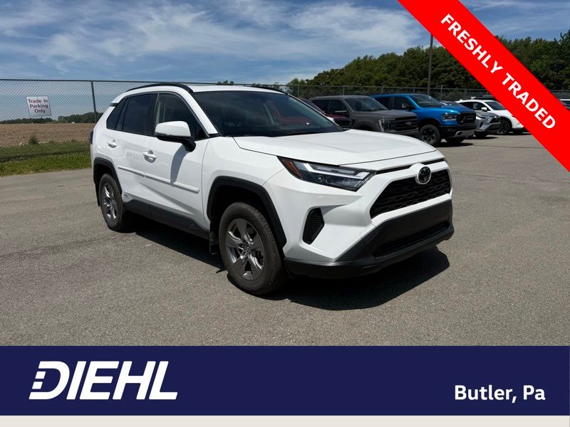 2025 Toyota RAV4 Hybrid XLE AWD's photo