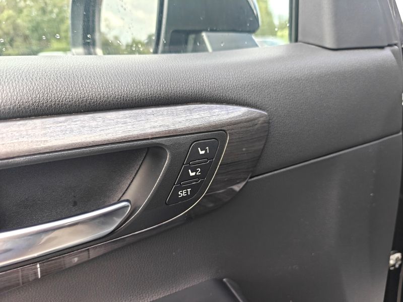 Used 2022 Toyota Highlander SUV