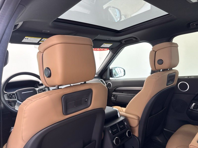 Used 2025 Land rover Discovery SUV