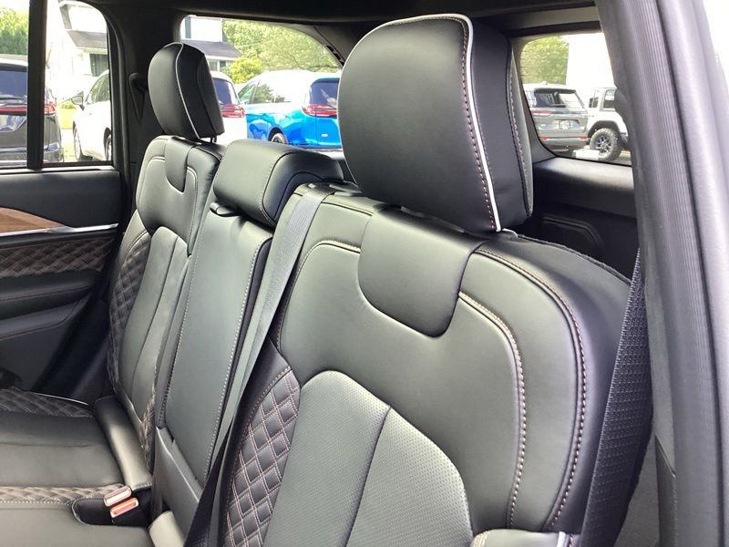 New 2027 Jeep Grand Cherokee SUV