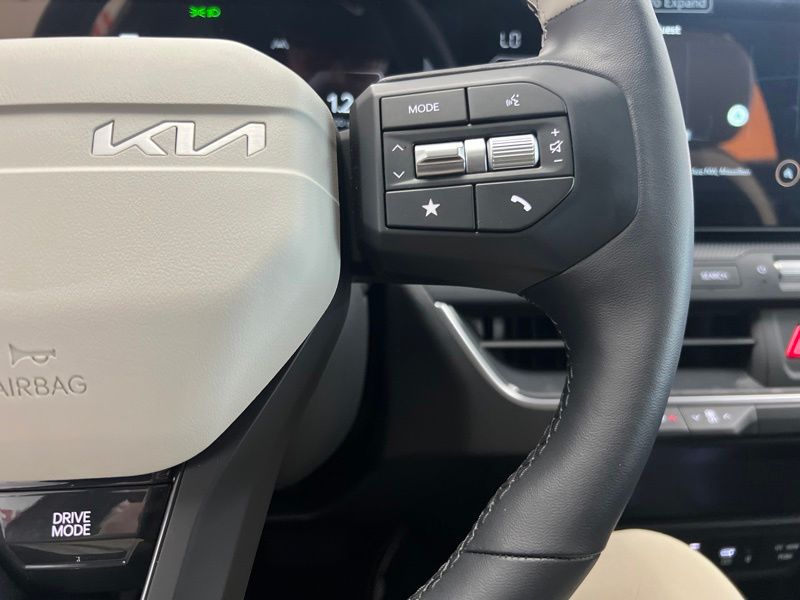 New 2026 Kia K4 Hatchback Hatchback