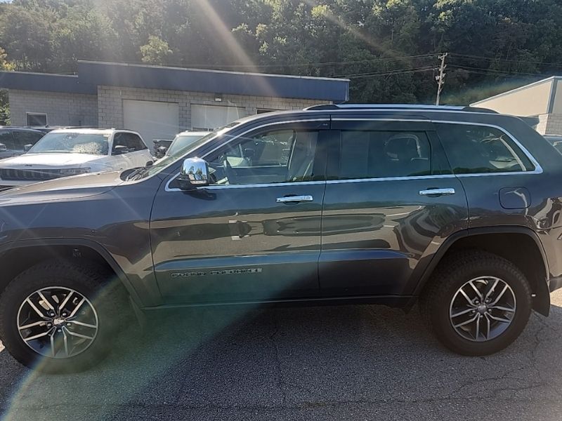 Used 2018 Jeep Grand Cherokee SUV