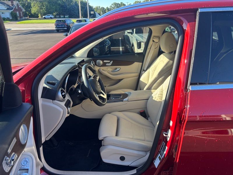 Used 2021 Mercedes-benz GLC SUV