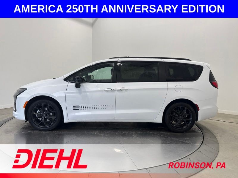New 2027 Chrysler Pacifica Van