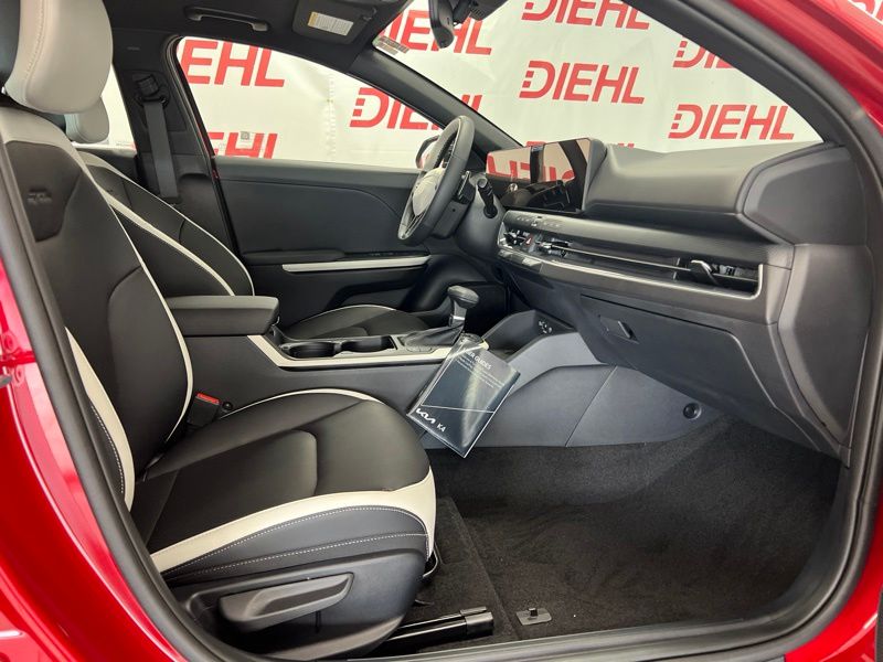 New 2026 Kia K4 Hatchback Hatchback