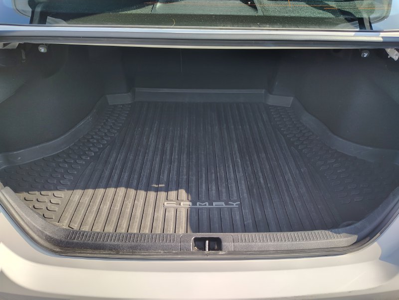 Used 2022 Toyota Camry Hybrid Sedan