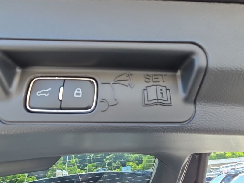 New 2026 Ford Explorer SUV