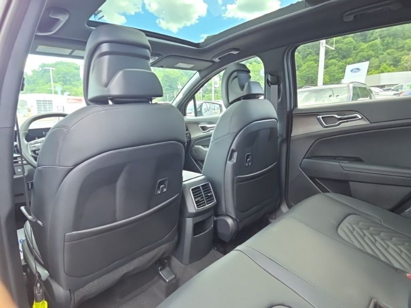 New 2026 Kia Sportage Hybrid SUV