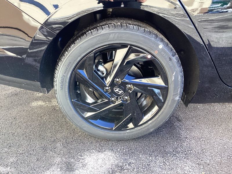 New 2026 Hyundai Elantra Sedan