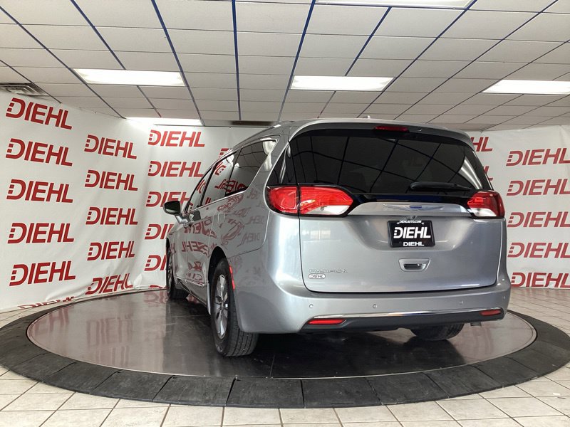 Used 2019 Chrysler Pacifica Van