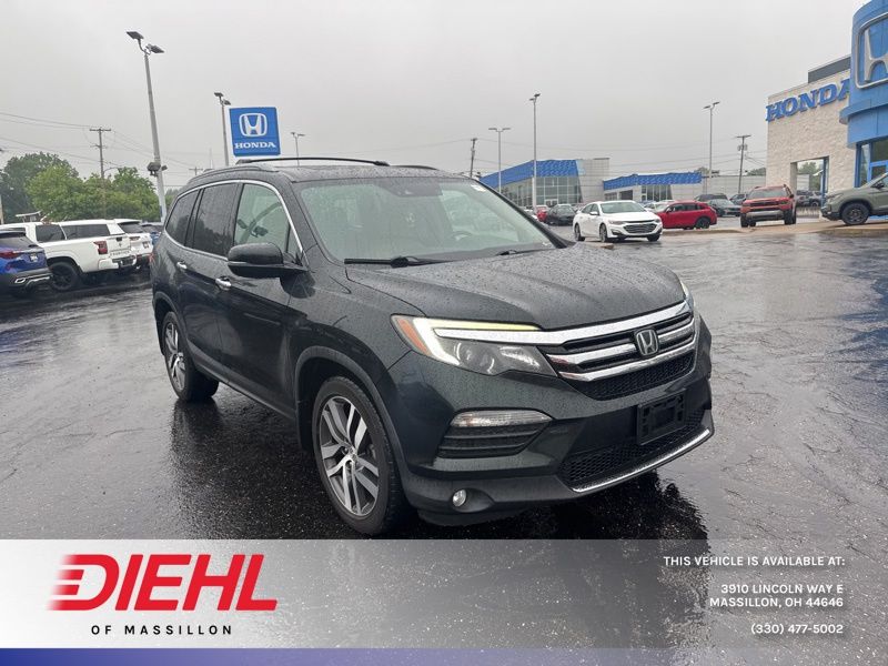 2017 Honda Pilot 4WD Elite's photo
