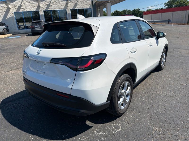 Used 2025 Honda HR-V SUV