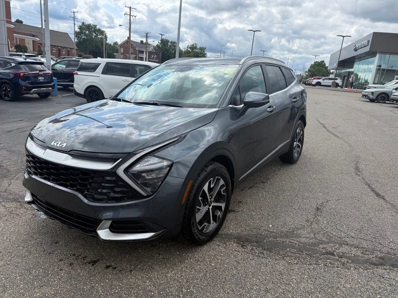 Used 2023 Kia Sportage Hybrid SUV