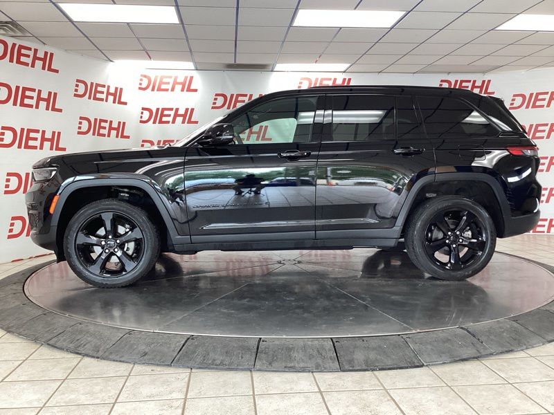 Used 2024 Jeep Grand Cherokee SUV