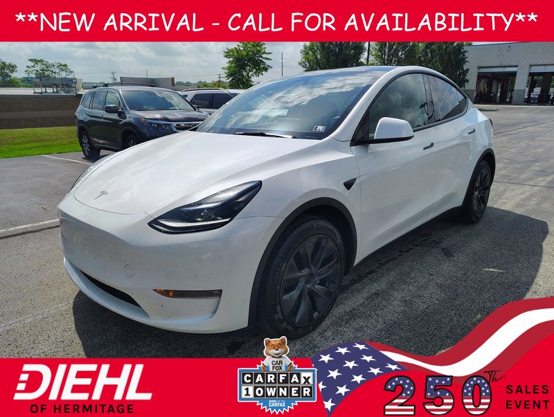 2025 Tesla Model Y Long Range Dual Motor All-Wheel Drive's photo
