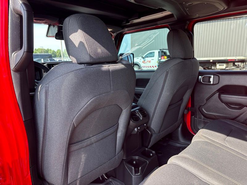 Used 2024 Jeep Wrangler SUV