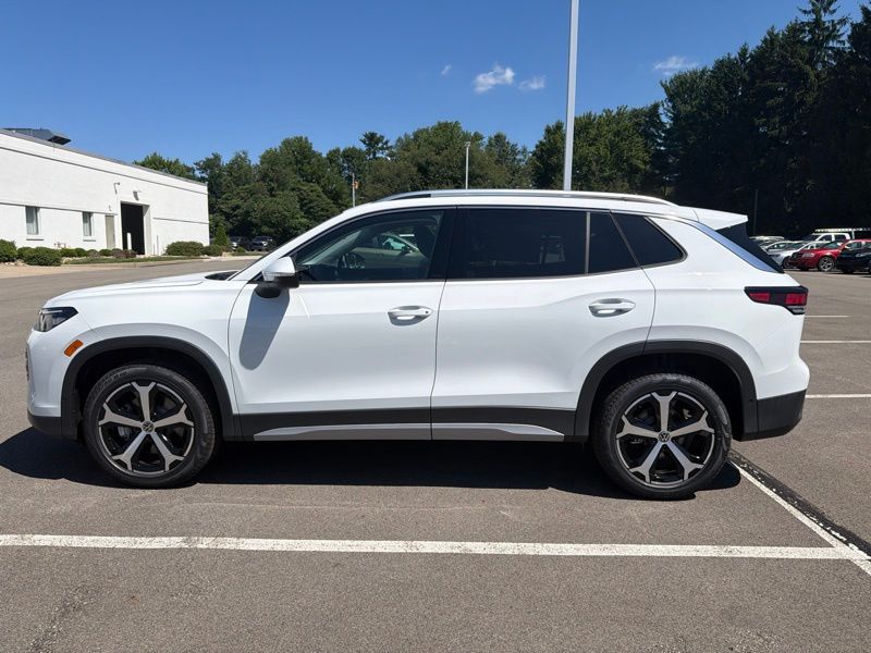 New 2026 Volkswagen Tiguan SUV