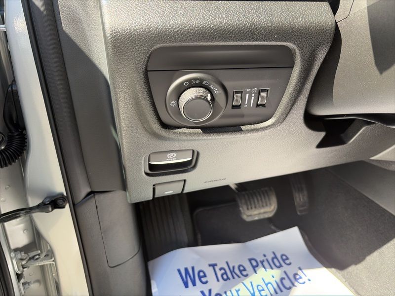 New 2025 Jeep Grand Cherokee L SUV