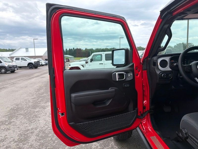 New 2026 Jeep Wrangler SUV