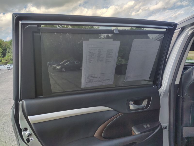 Used 2017 Toyota Highlander SUV