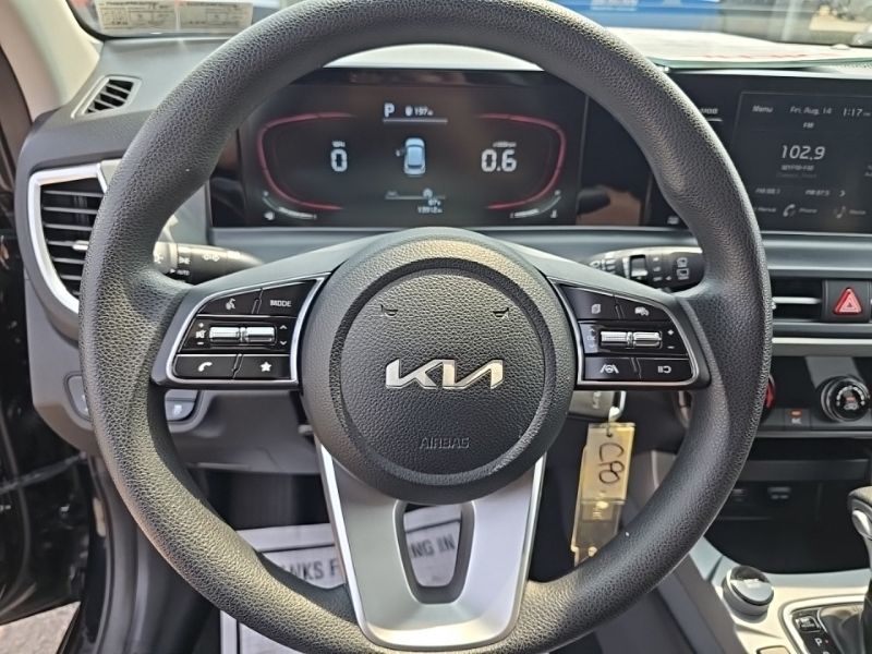 Used 2024 Kia Seltos SUV