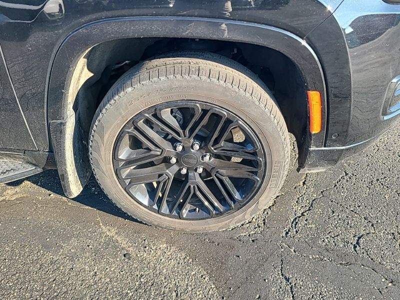 Used 2023 Jeep Wagoneer SUV