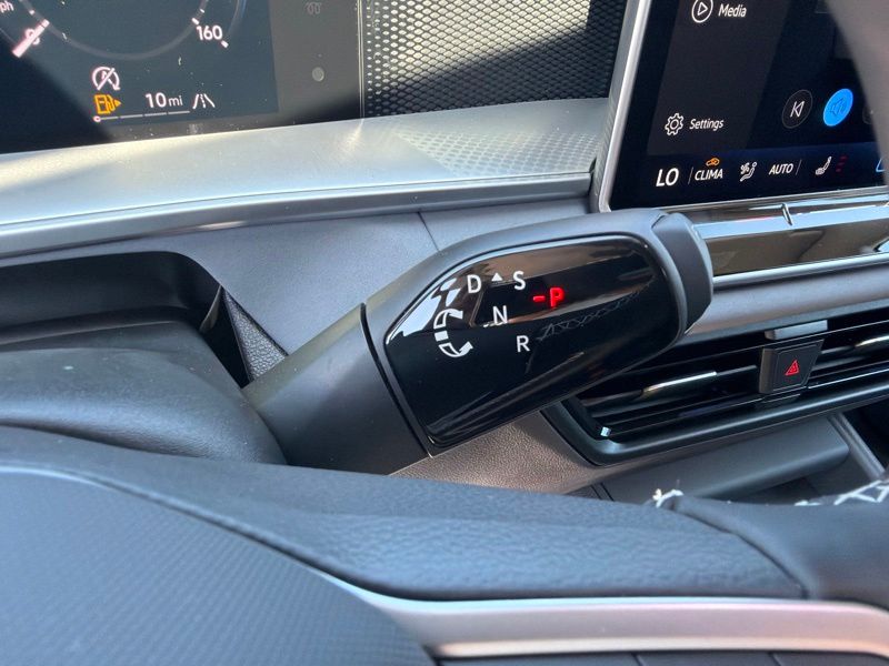 New 2026 Volkswagen Tiguan SUV
